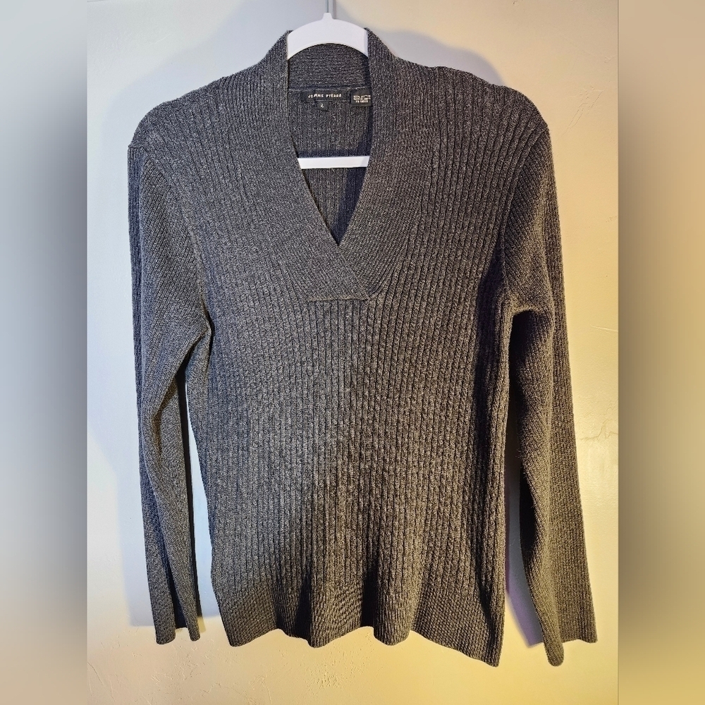 Jeanne Pierre V-neck 100% cotton grey sweater sz L